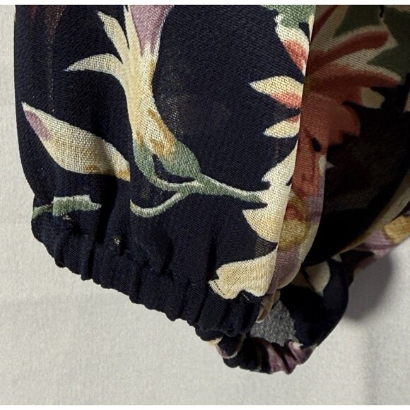 American Living Womens Sheer Long Sleeve Navy Floral Blouse Size XL - Picture 4 of 9